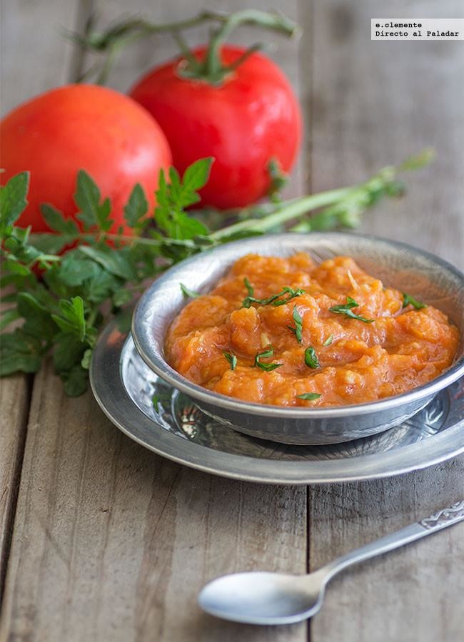 Salsa de tomates asados y ajo. Receta