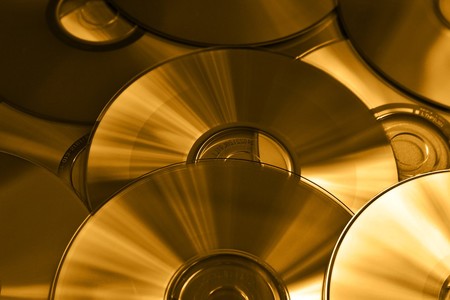 La diferencia entre ser condenado o no por la supuesta descarga de una película mediante P2P: "100 kilómetros" entre un juzgado y otro