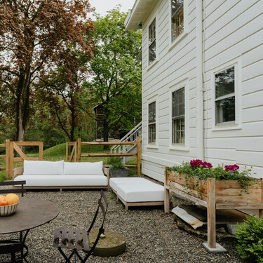 La transformación más barata del verano: Un lote de ocho lámparas solares para el jardín por 20 euros