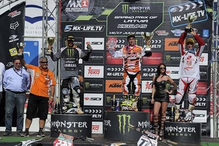 Podium MX1