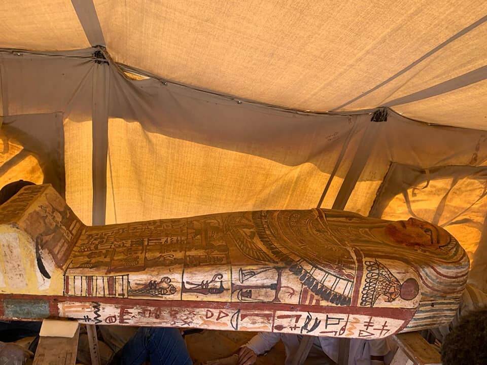 Un grupo de arqueólogos egipcios ha encontrado lo que puede ser una gran necrópolis al sur de El Cairo