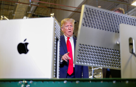 Trump Tim Cook Mac Pro