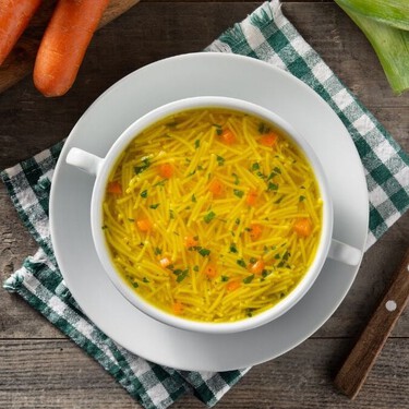 Sopa antiinflamatoria: para ordenar tu organismo y recuperarte de unos días de mucha comida