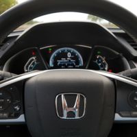 Honda patenta una transmisión de once velocidades y tres embragues