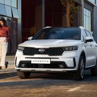 El nuevo Kia Sorento estrena motorizaciones híbridas enchufables y un maletero de 910 litros manteniendo las cinco plazas