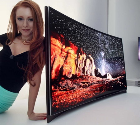 Samsung también tiene la primera pantalla OLED curvada del evento