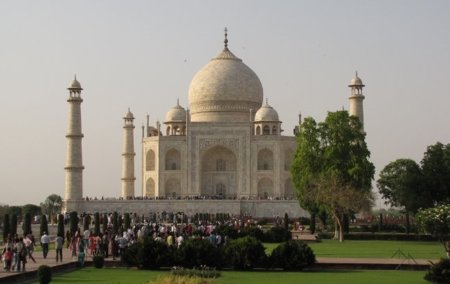 Apple pide manga ancha al gobierno de la India para poder abrir sus Apple Store
