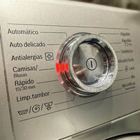 Las manchas de grasa pueden ser la peor pesadilla de tu ropa. Estos son los pasos a seguir para que desaparezcan sin dejar rastro 