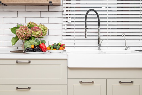 Escurreplatos de esquina