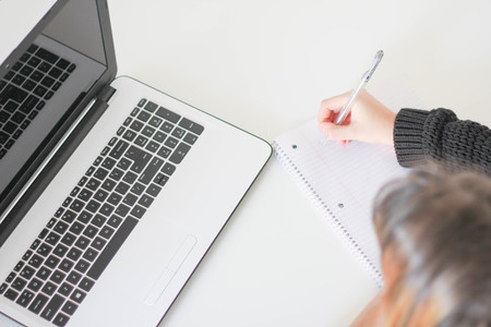 15 cursos online gratuitos y en español que puedes comenzar en abril