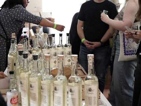 Este fin de semana llega Mezcalfest.mx a CDMX: mezcales artesanales de todo México, comida, arte y música sonidera