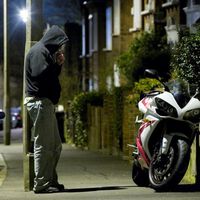 Estos cinco antirrobos eran infalibles. En la práctica roban la moto con todos