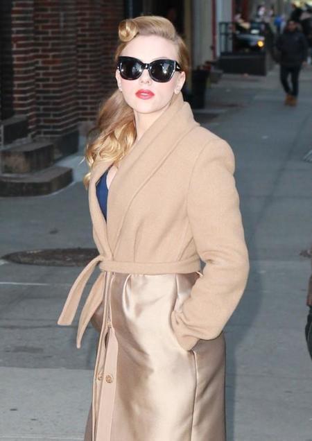 ¡Scarlett Johansson nos pasa por la vicaria en agosto!