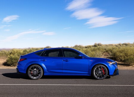 Acura Integra Type S 2024 1600 03