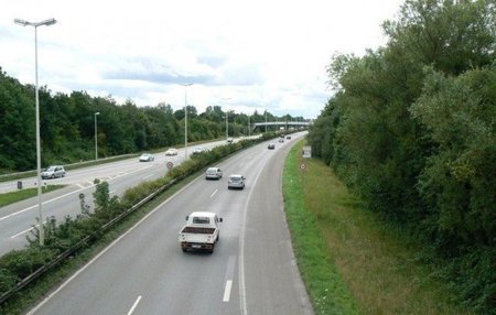 El no límite de velocidad de las Autobahn en peligro