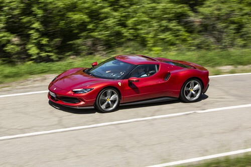 Probamos el Ferrari 296 GTB: 830 CV de hibridación dan como resultado el Ferrari más divertido de conducir