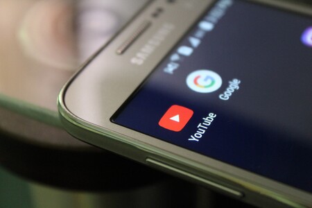YouTube comienza a probar la generación automática de capítulos por IA para ahorrarte tiempo viendo (y editando) vídeos