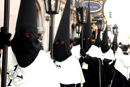Procession 2236386 1280