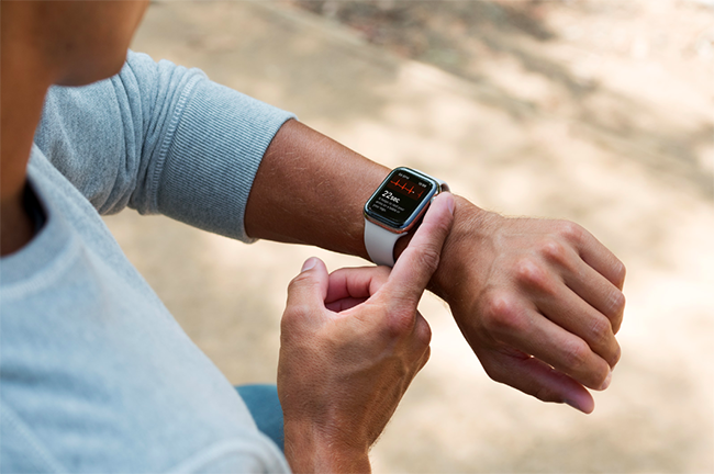 apple watch vs nike vs hermes