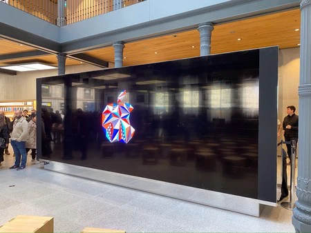 これは、ダニ フェルナンデスのステージとしても機能した Today at Apple セッションで使用された画面です。