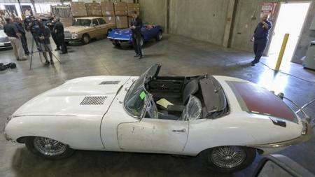 Recupera su Jaguar robado ¡46 años después! 
