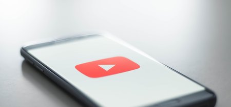 Estos son los planes de Google, YouTube y Twitter para combatir las noticias falsas sobre las elecciones europeas 