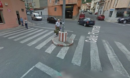 Rotonda Farola Paso Peatones Plasencia