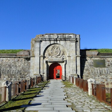 El pueblo de Salamanca marcado por las guerras contra Portugal con una de las fortalezas históricas más emblemáticas de España 