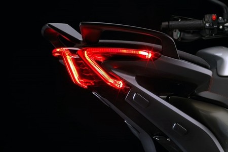 MV-Agusta-Turismo-Veloce