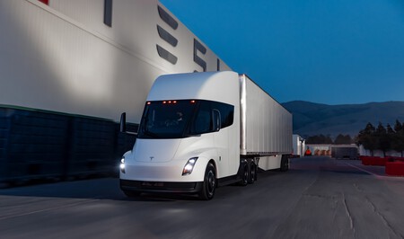 Tesla Semi 15