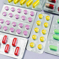 El ibuprofeno y paracetamol sí tienen un beneficio "indeseado": hacen a las bacterias más resistentes a los antibióticos 