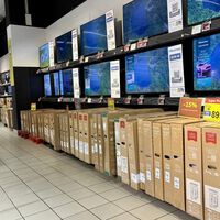 Carrefour liquida este fin de semana una tele MiniLED de Samsung ideal para salones pequeños y luminosos 