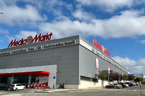 MediaMarkt está liquidando consolas, televisores y ordenadores procedentes de exposición en su outlet: estos son los mejores chollos 