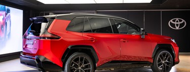 Confirmado: el fabricante que más coches ha vendido en 2025 no es el que está apostándolo todo al eléctrico	