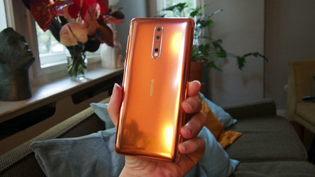 Nokia 8 