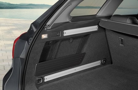 Detalle maletero Opel Astra 11