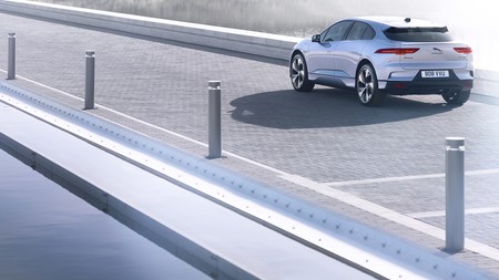 Jaguar I Pace 2021 035