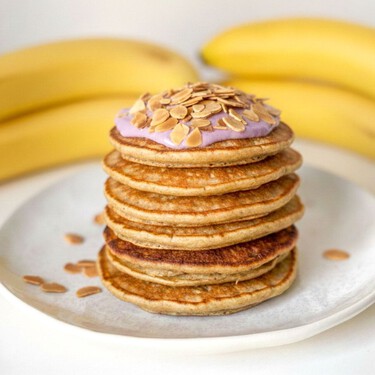 Tortitas de plátano, un desayuno saludable para preparar en tiempo récord