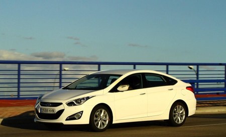 Hyundai i40 Perfil