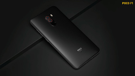 POCO F1 en cinco claves: la segunda marca de Xiaomi llega fuerte y con espalda de plástico