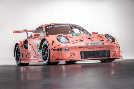 Porsche ya no tiene LMP1 en las 24 Horas de Le Mans, pero sí este par de 911 RSR con decoraciones míticas
