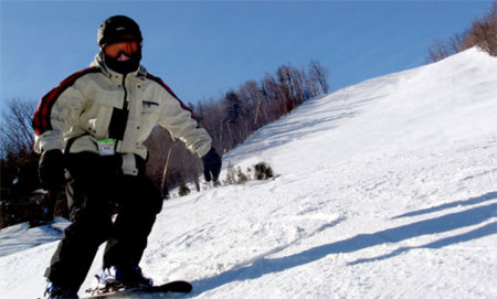 En invierno es importante calentar al máximo los músculos y tendones para evitar lesionarnos