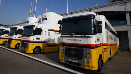 Los camiones de Renault F1 Team ya están en Valencia
