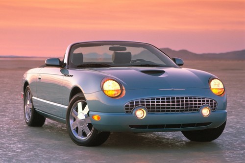 Ford Thunderbird 2002, la historia de un renacimiento que no pudo ser
