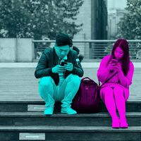 China está obligando a cortar a parejas. Eso sí: sólo si uno de los dos es una IA