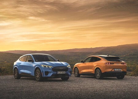 Ford Mustang Mach-E GT en 70 fotos: así luce la versión más poderosa del SUV eléctrico con espíritu deportivo