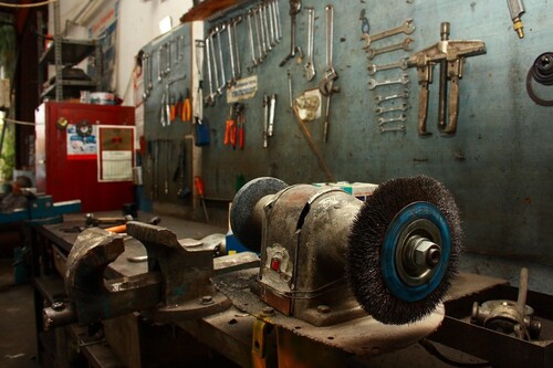 Ofertas en herramientas y bricolaje en los 8 Días de Oro de El Corte Inglés: marcas como Ceys, Bosch o Dremel un 15% más baratas