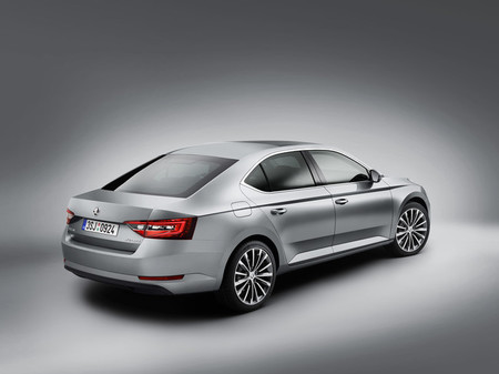 Skoda Superb 2015