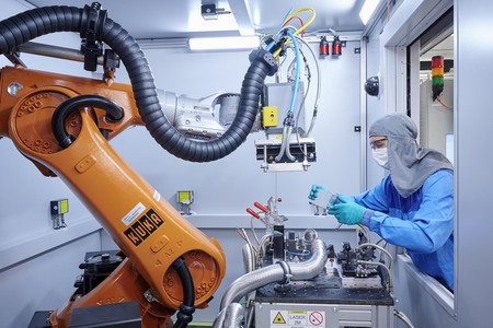 BMW trabaja para duplicar la densidad de energía de las celdas de batería de sus coches eléctricos