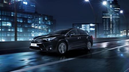 Toyota Avensis 2015